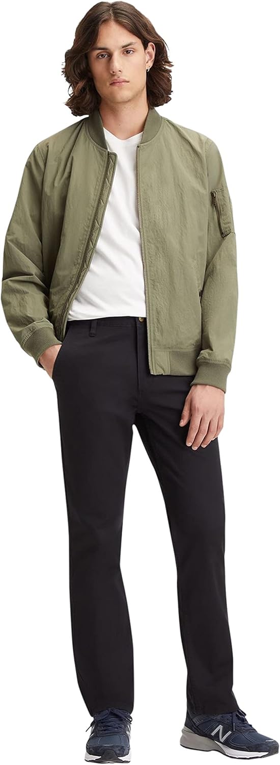 Dockers Herren Alpha Original Khaki Slim Hose 29W / 30L Schwarz, 29W / 30L Schwarz