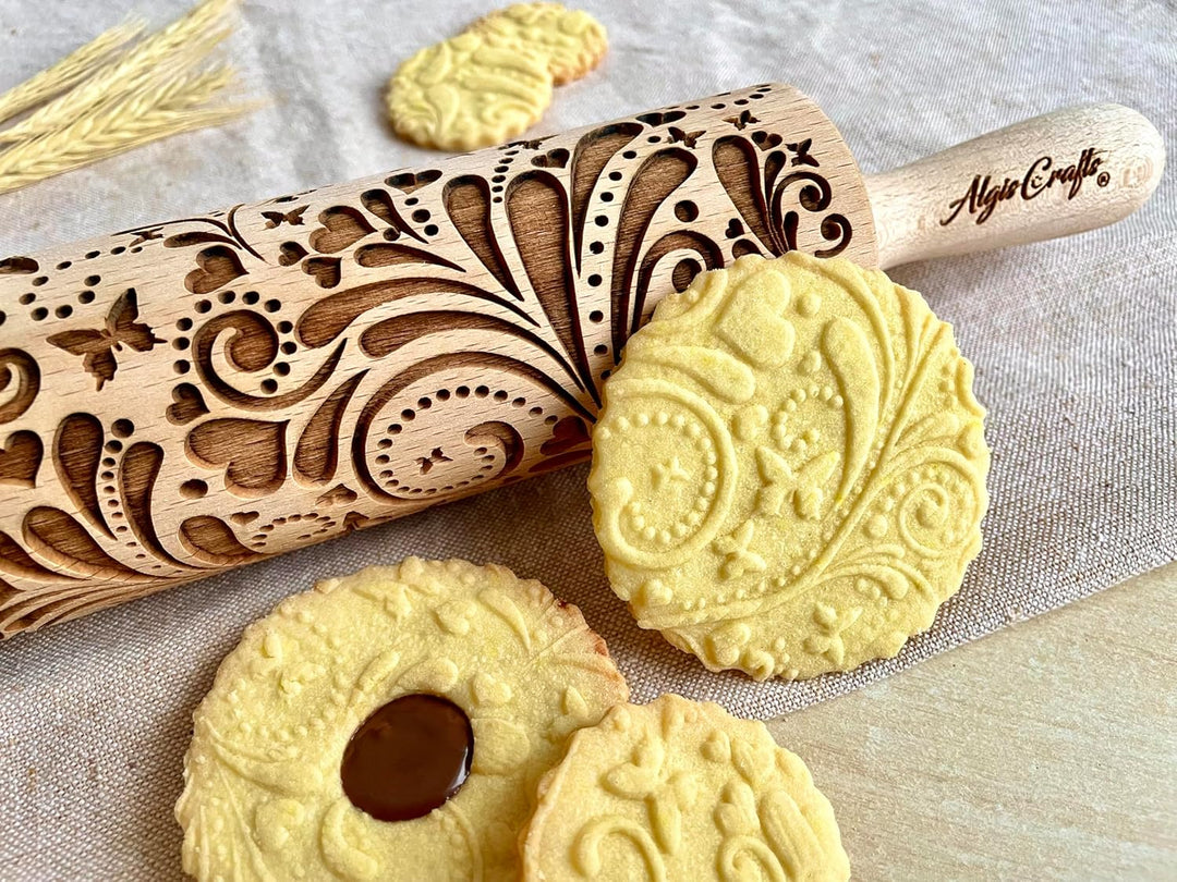FRÜHLING Nudelholz für Hausgemachtes Gebäck. Teigroller mit Herzchen, Schmetterlinge für Teig & Plät