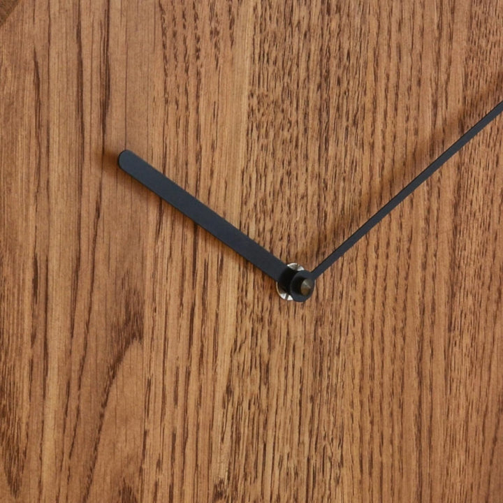 Natuhr Wanduhr Eiche rustikal Räuchereiche Holz Solide Massivholz, geräuscharmes U.T.S. Uhrwerk, pur