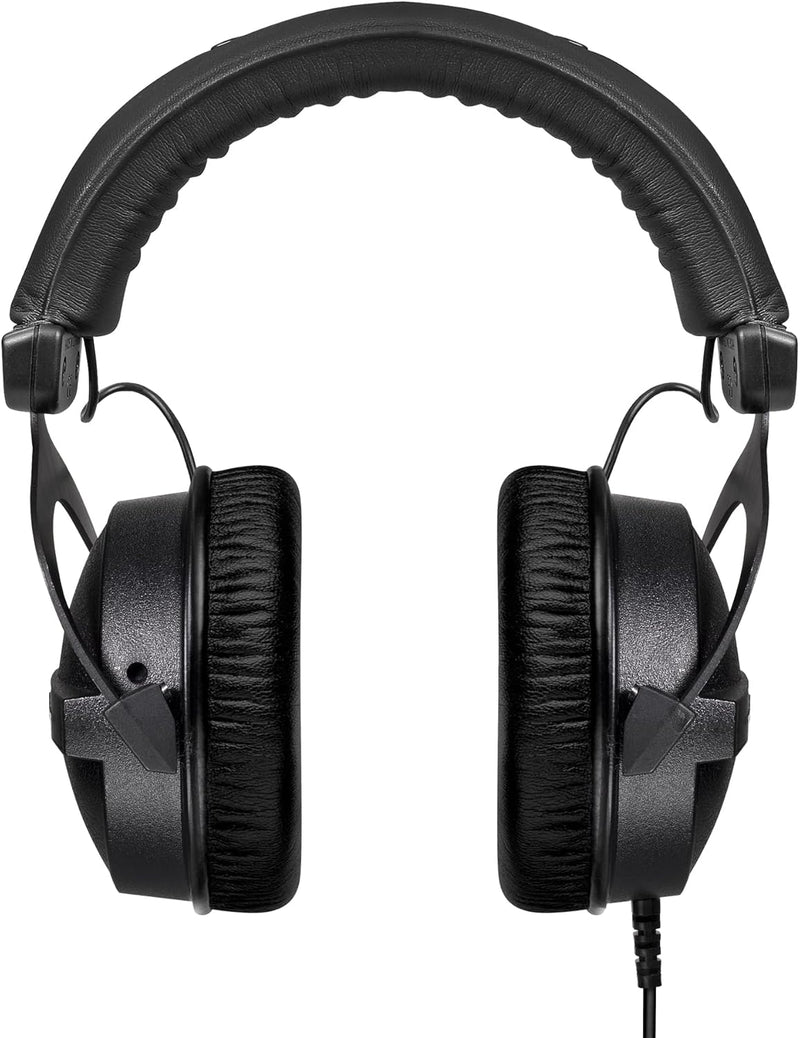 beyerdynamic DT 770 PRO 32 Ohm Over-Ear-Studiokopfhörer in schwarz. Geschlossene Bauweise, kabelgebu