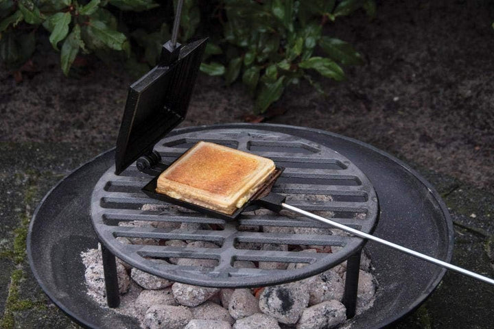 Rivanto® Toasteisen aus Metall, mit Holzgriff, Ø 13,7 cm, Länge 77,5 cm, für Picknick/Camping/Pfadfi