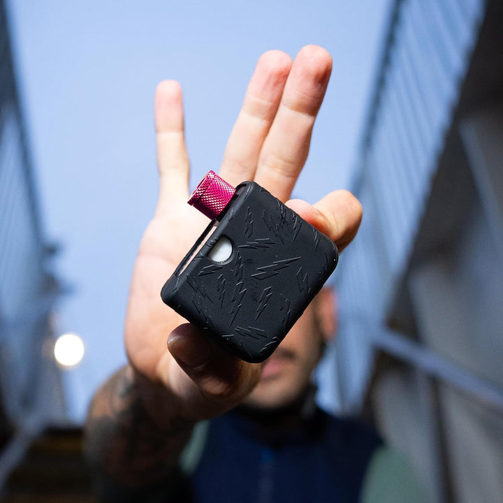 Muc-Off Airmach Elektrische Mini Luftpumpe – Presta &amp; Schrader – Kompakte Fahrradpumpe mit USB-C-Sch