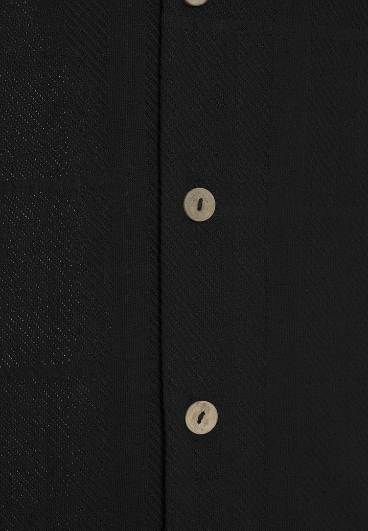Kurzarm-Hemd mit Reverskragen – Knopfleiste, Sommerlich-Lässig, Luftig & Bequem, Schwarz
