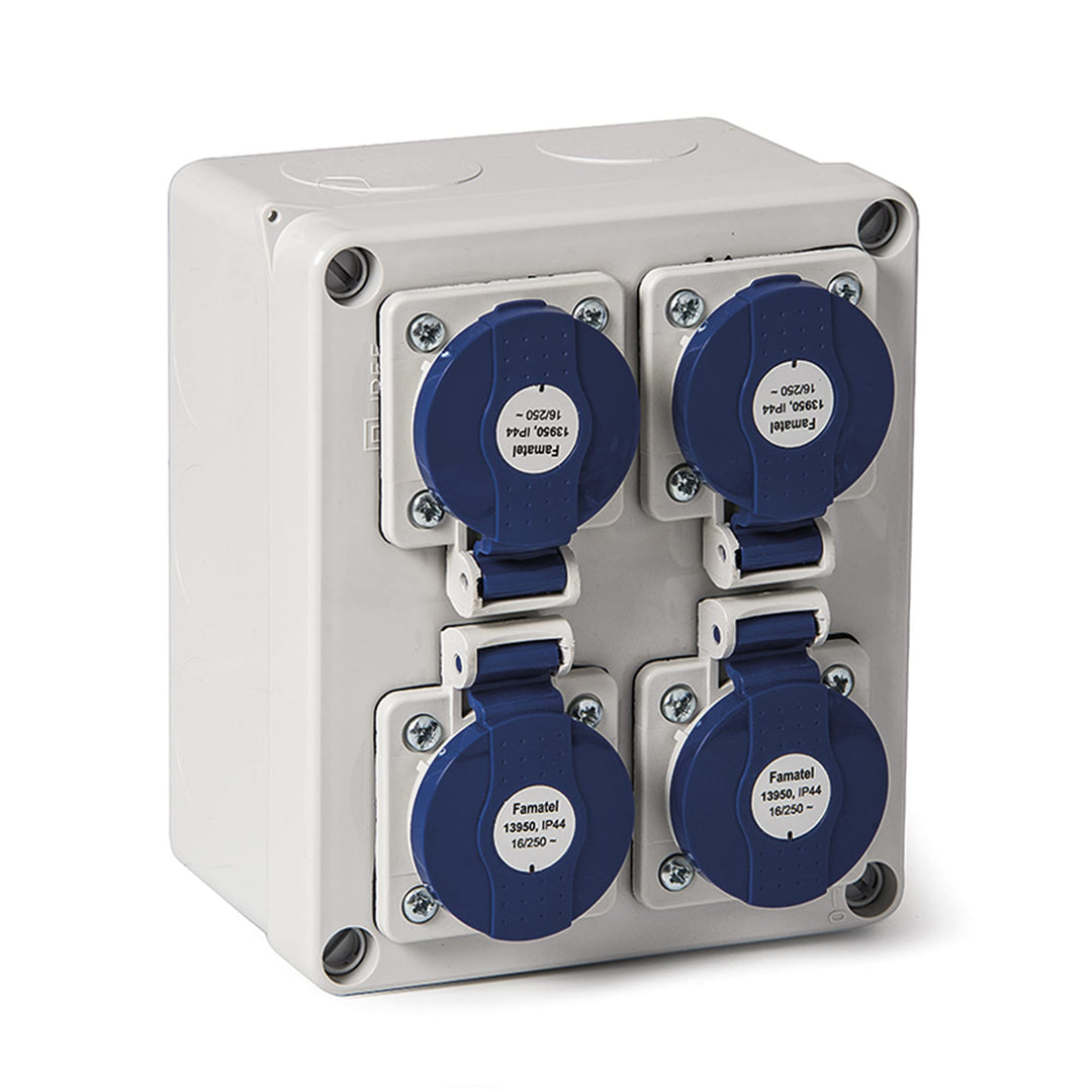 FAMATEL - Wasserdichte Abzweigdose IP44 | 4 Steckdosen | 2P+TTL | 16A | 250V | Blau