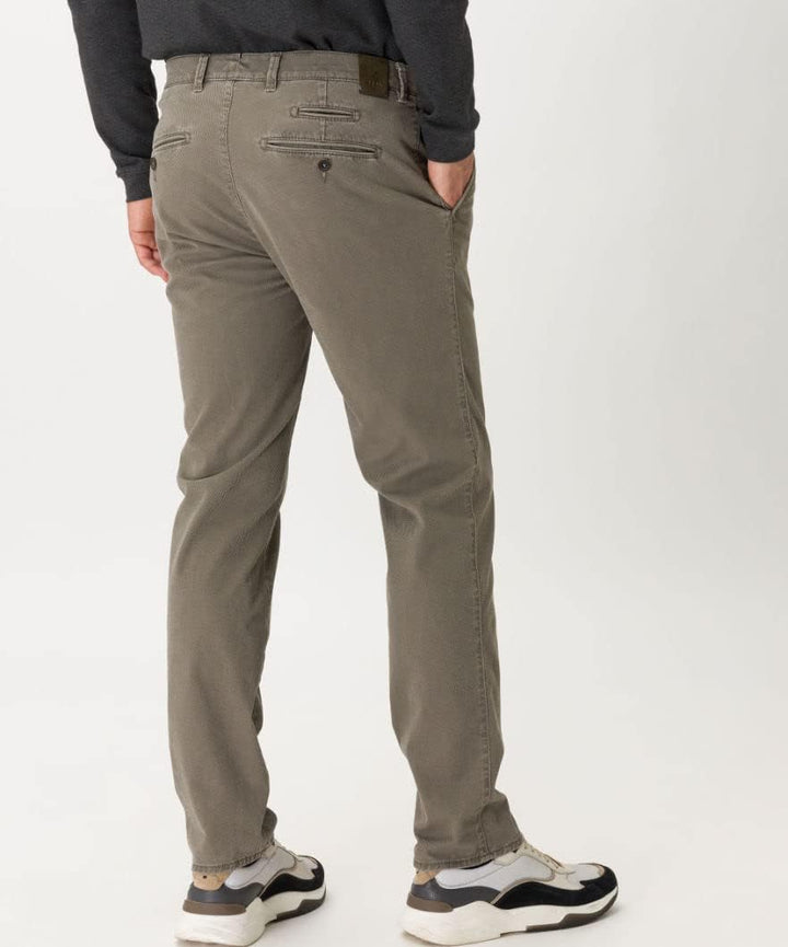 BRAX Herren Style Fabio in Hi Flex Superelastische Slim Chino Hose 35W / 34L Beige (Nut 55), 35W / 3