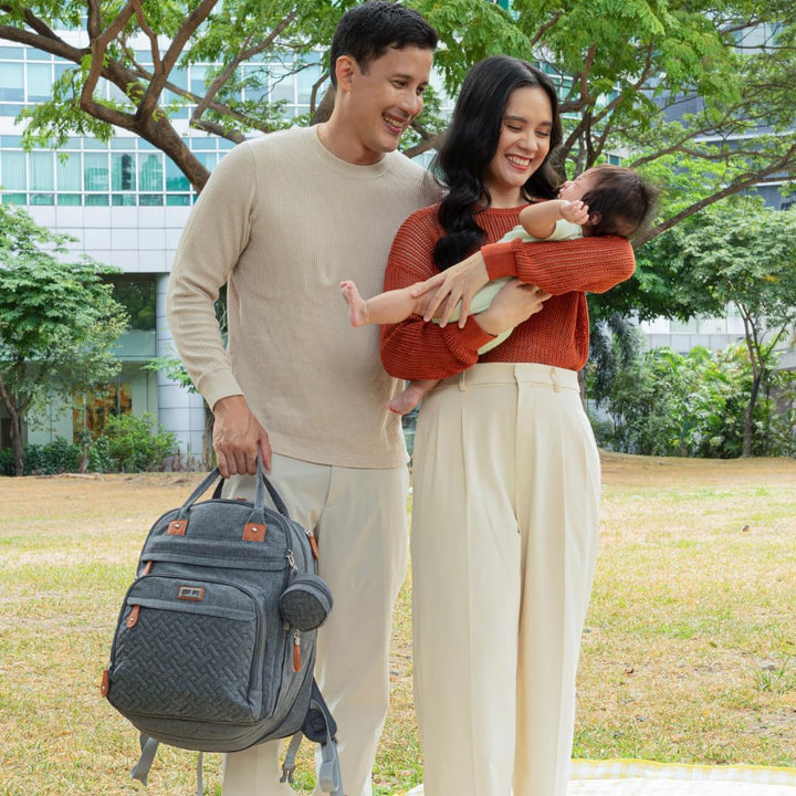 BabbleRoo Wickeltasche Rucksack – Grosse Kapazität, 17 Taschen, Wasserabweisend – mit Wickelauflage,