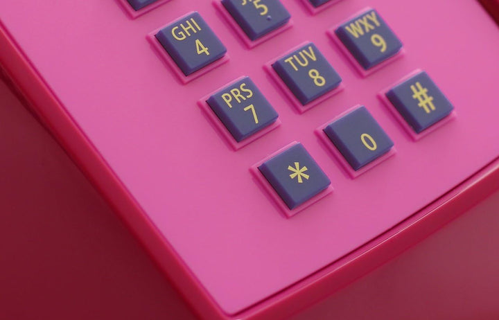 OPIS PushMeFon Cable: 1970er Designer Retro-Tastentelefon in modernen Farben mit Metallklingel (viol