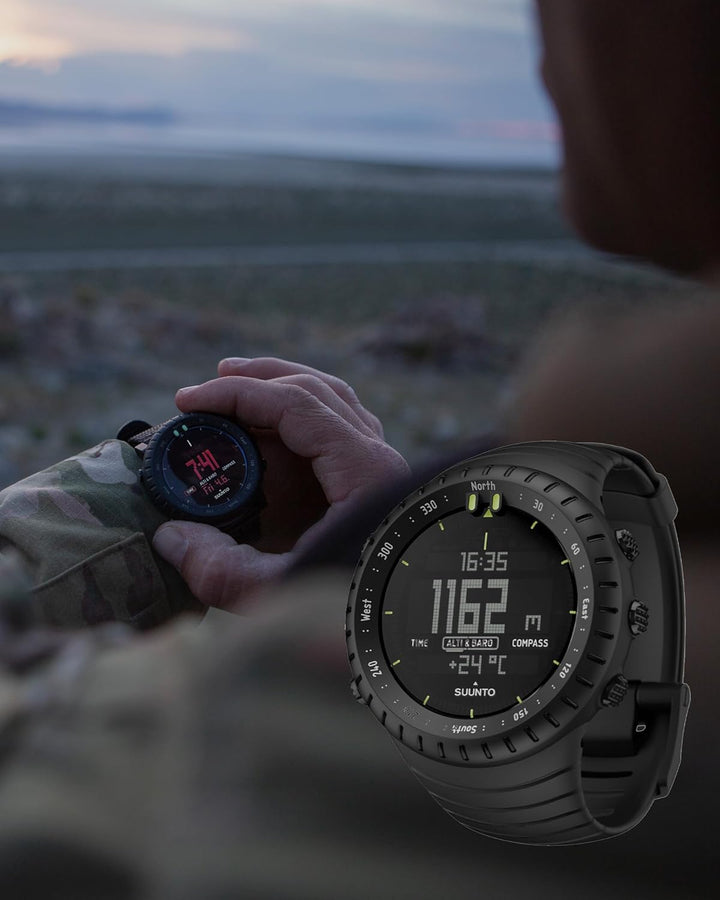 Suunto Core Outdoor-Uhr mit Höhenmesser, Barometer und