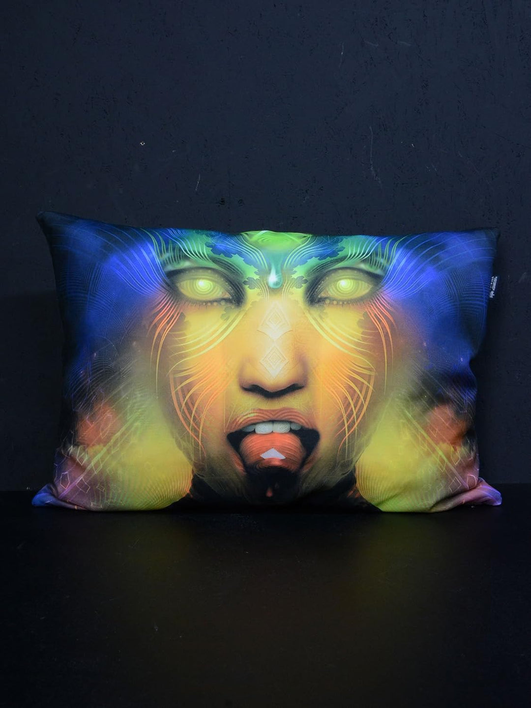 PSYWORK Schwarzlicht Kissen Neon Vermilion, 70x90cm