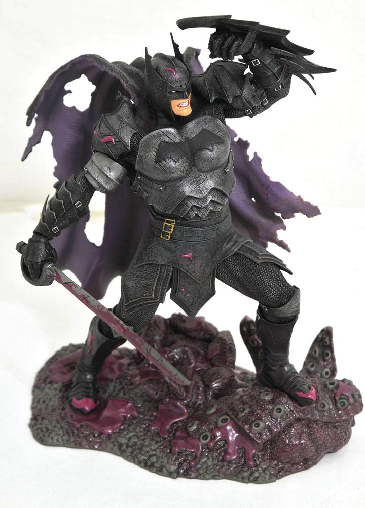 Batman Dark Nights Statue: Metall 23Cm