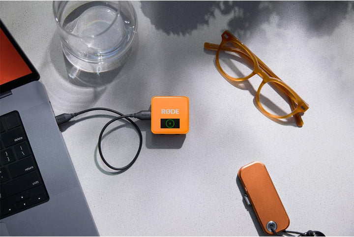 Rode Wireless GO Gen 3 Drahtloses 2-Kanal Mikrofon-Funksystem Orange mit Interview GO Handadapter Or