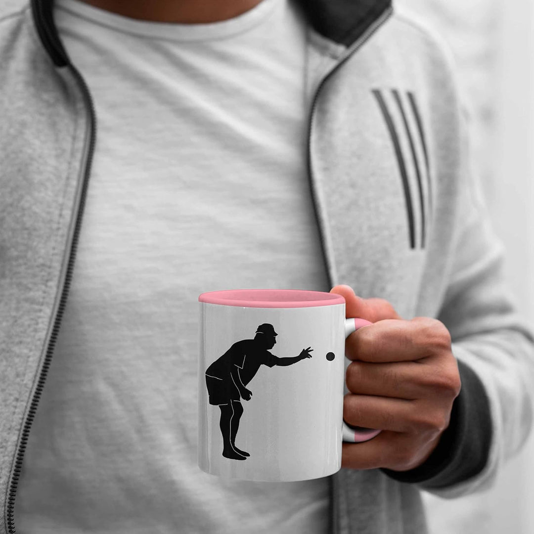 Trendation - Boule Tasse Geschenk Boule-Spieler Geschenkidee Spruch Grafik Werfender Boule Spieler (