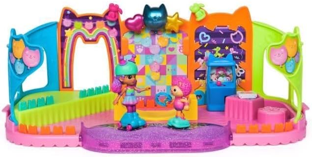 Gabby’s Dollhouse, Partyraum Spielset, Skate-Park Dachgeschoss Zimmer mit Gabby und Marty-Figur, Möb