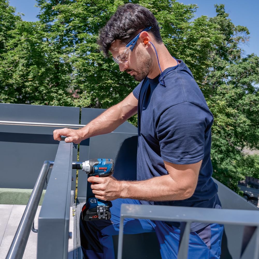Bosch Professional 18V System Akku Drehschlagschrauber GDS 18V-320 C (320 Nm Anziehmoment und 540 Nm