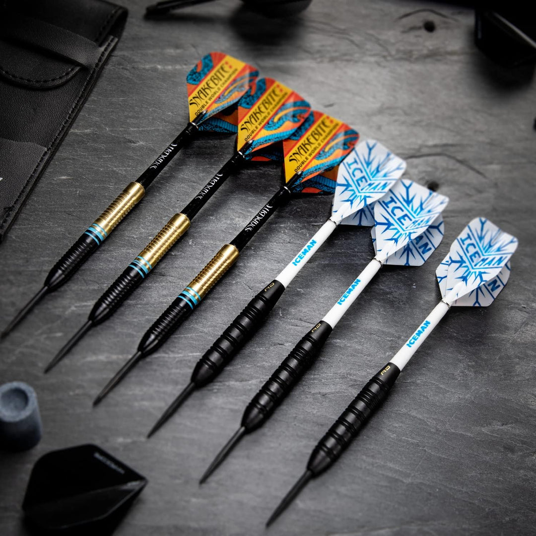 RED DRAGON Peter Wright 'Snakebite' v Gerwyn Price 'Iceman' DWC Steel Tip Dartset aus Messing mit Fl