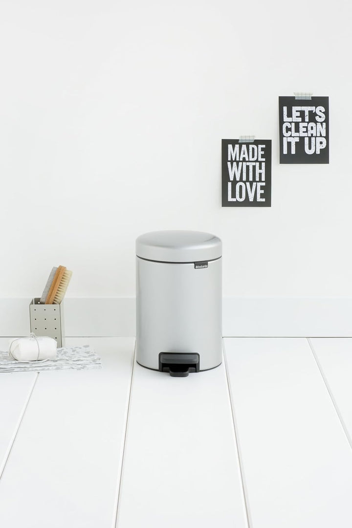 Brabantia 113260 Treteimer mit Inneneimer aus Kunststoff, stahl, Metallic Grau, 3 Liter 3 Liter Meta