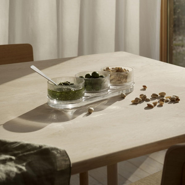 Stelton Pilastro Tapas Set aus geriffeltem Glas - 3 Glasschalen auf Glasplatte für Tapas, Oliven, Er