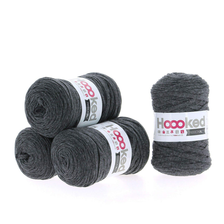 Hoooked RibbonXL Sparset aus 4 Rollen je 120 Meter Riesen-Textilgarn aus recycelter Kleidung in Char