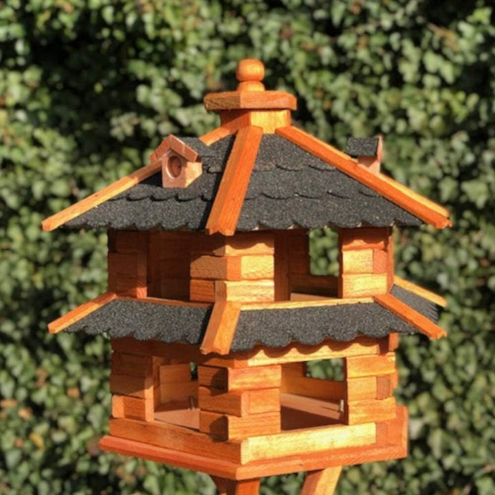 Vogelvilla wetterfest von L bis XL Futterhaus Vogelhaus mit oder ohne Ständer in Braun mit Rot, Grün