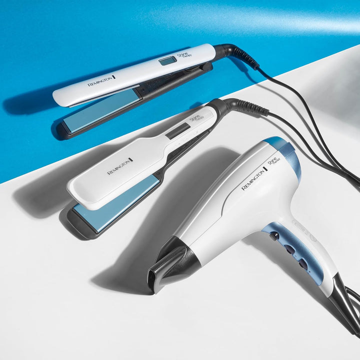 Remington Glätteisen breit Shine Therapy (hochwertige Keramikbeschichtung angereichert mit Mikrowirk