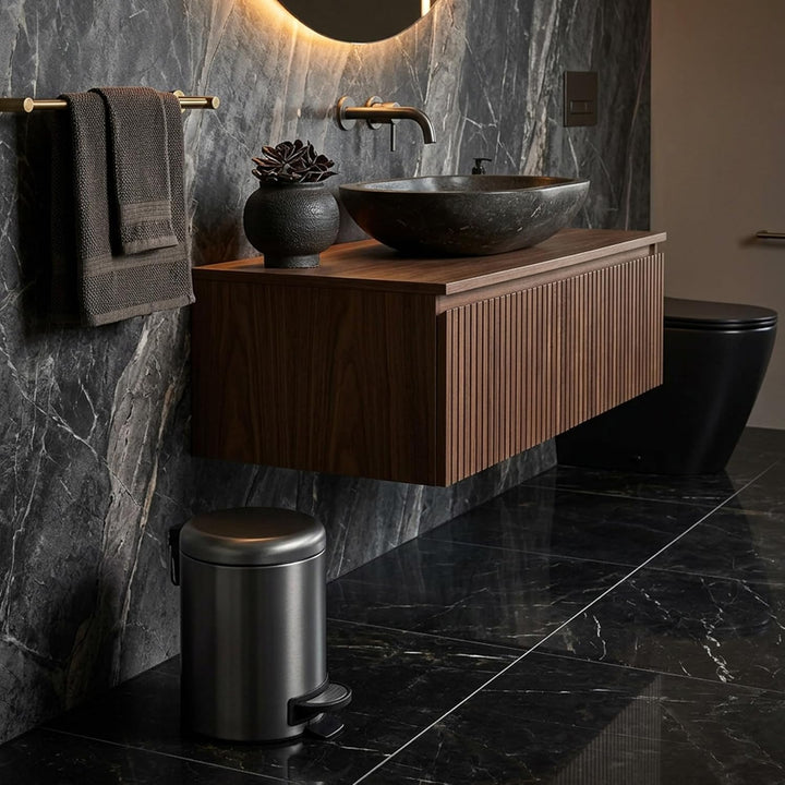 Gedy POTTY Abfalleimer für Badezimmer, rund, 3 l, mit Pedal und Softclose-Deckel, Edelstahl, Gun Met