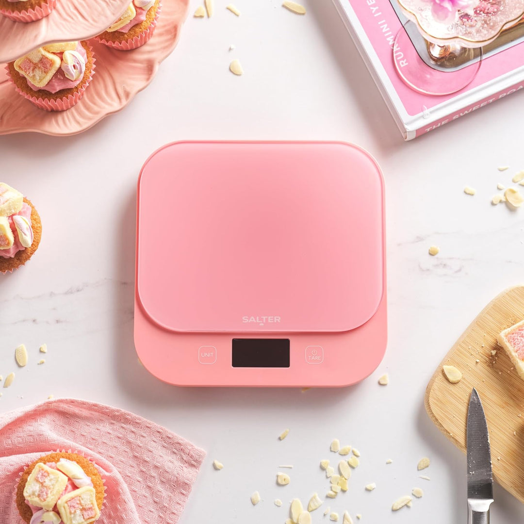 Salter British Bakes Digitale Küchenwaage – Pinke Backwaage mit hoher 10-kg-Kapazität, misst Flüssig