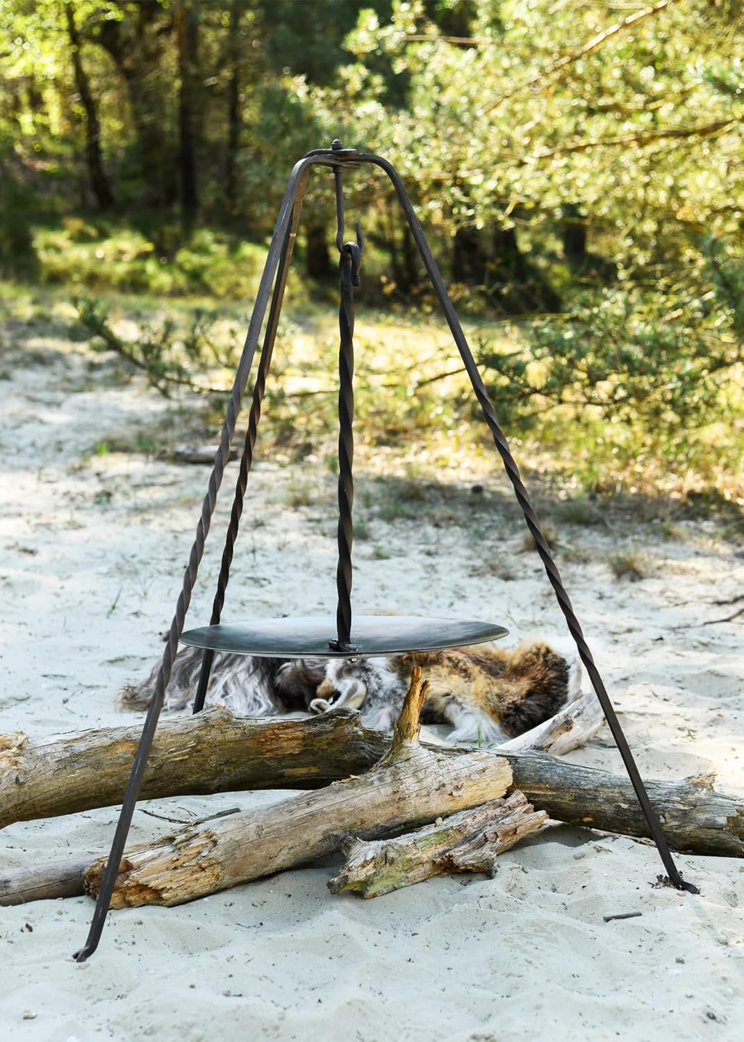 Battle-Merchant Hänge-Pfanne für Dreibein aus Stahl - Bratpfanne - Grill - Schwenkgrill