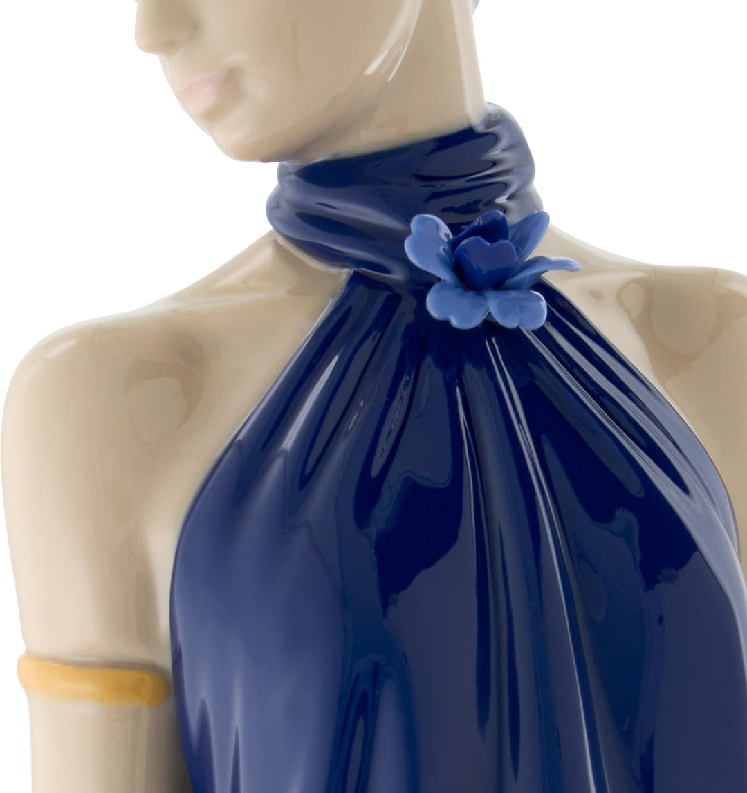 NAO Porcelain by Lladro Elegance (Special Edition) 2001831
