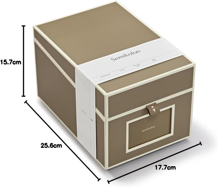 Semikolon 370079 CD- und Fotobox – 17,7 x 15,7 x 25,6 cm – für 10 x 15 cm Fotos – Cover fango beige,