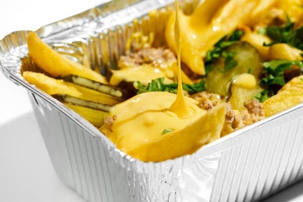 Miamex 100 Stück Aluminiumschalen 1400 ml Einwegschalen mit Deckel für Transport von Lebensmitteln –