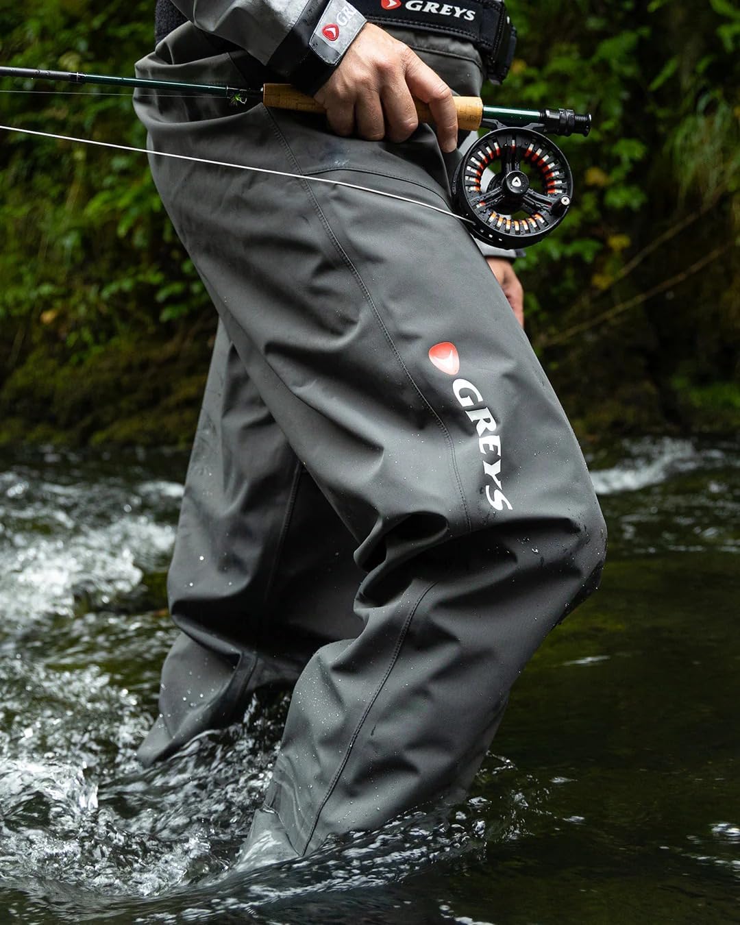 Greys Tital Wathose Mit Neoprenfüssen | Atmungsaktive Wasserdichte Fliegenfischer- & Jagdwathose | M