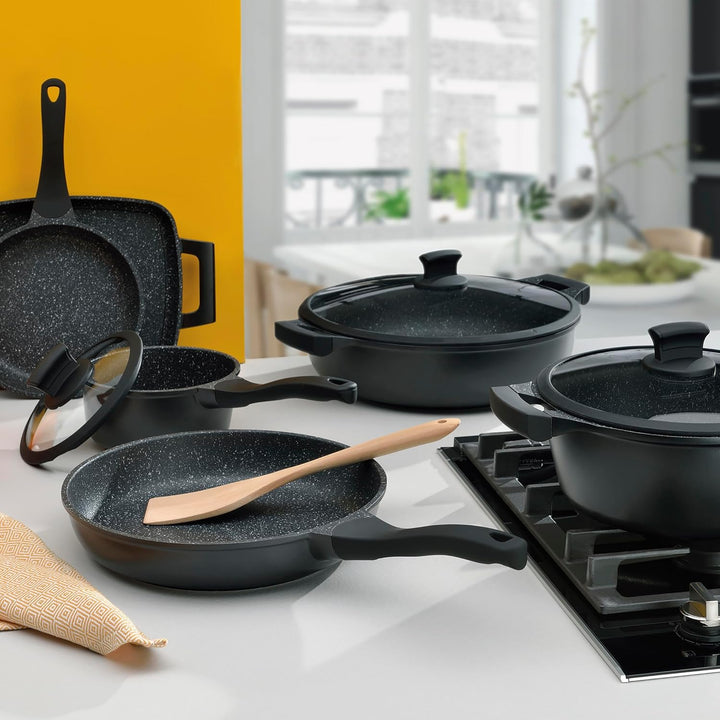 kela Kochtopf Stella Nova, Ø 20 cm, 2,2 L, Aluguss, schwarz, Allherdboden, antihaftbeschichtet, mit