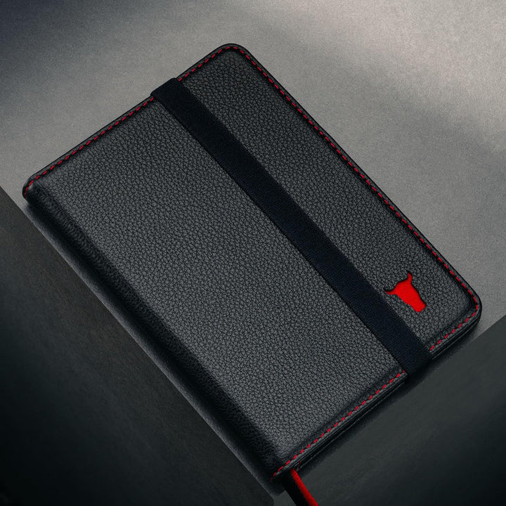 TORRO Reisepass Schutzhülle - Reisepasshülle aus echtem Leder mit elastischem Verschlussband