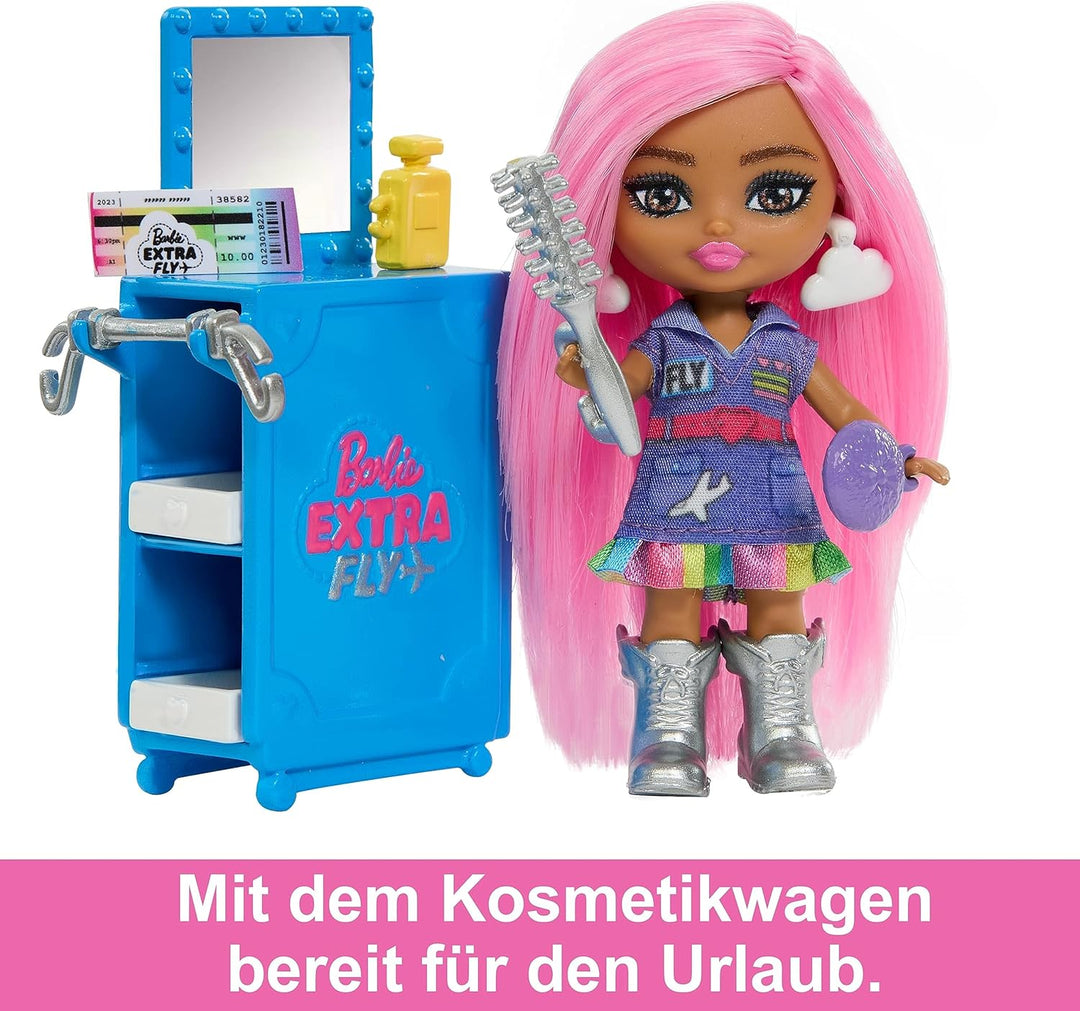 BARBIE Extra Fly - Luxuriöses pinkes Flugzeug mit Mini Puppe und 15 Zubehörteilen, herzförmigen Fens