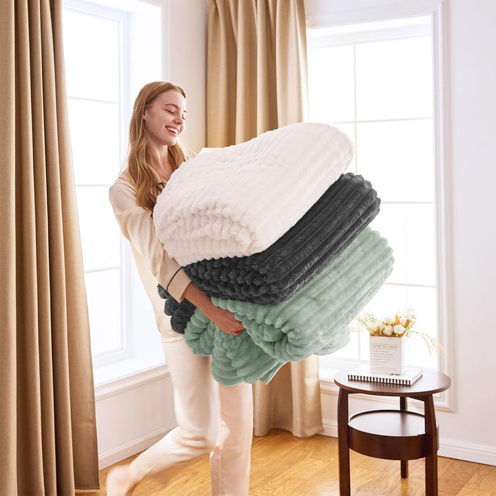 WAVVE Decke Sherpa Kuscheldecke Flauschig Grün - Extra Warme Dicke Weiche Grobe Kordecke Sofaüberwur