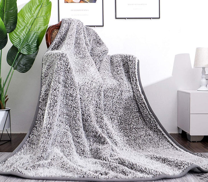 EMME Sherpa Kuscheldecke, Dicke und Elegant, Sofadecke Doppelgesicht Extra Weich, Warme Gemütliche W