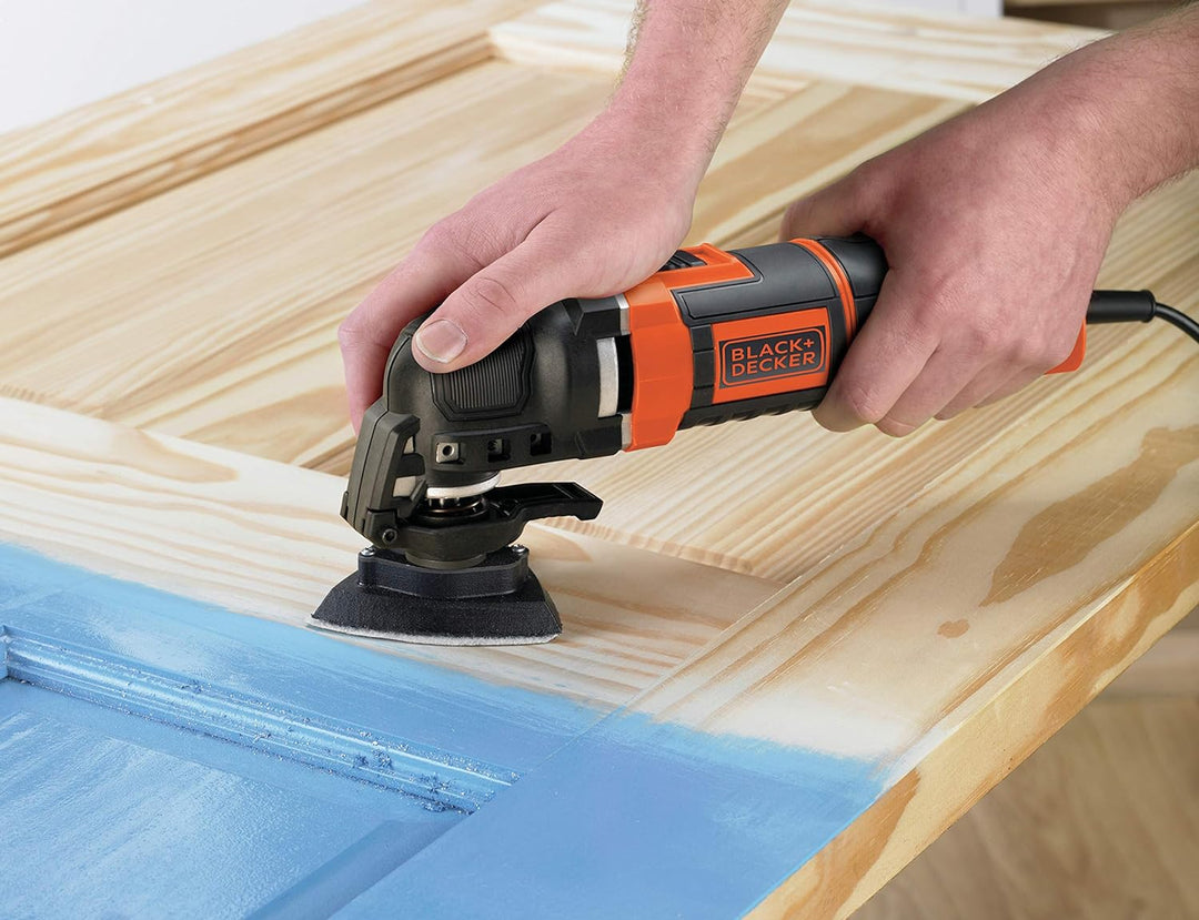 Black+Decker Multifunktionsgerät MT300KA zum Schneiden, Schleifen, Entfernen, Schaben – Mit Adapter