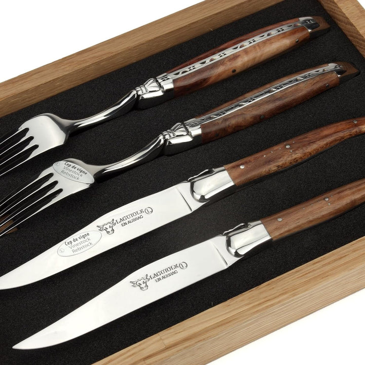 Laguiole en Aubrac - 2 Steakmesser und 2 Gabel Besteck-Set - Griff alte Weinrebe - Original Frankrei