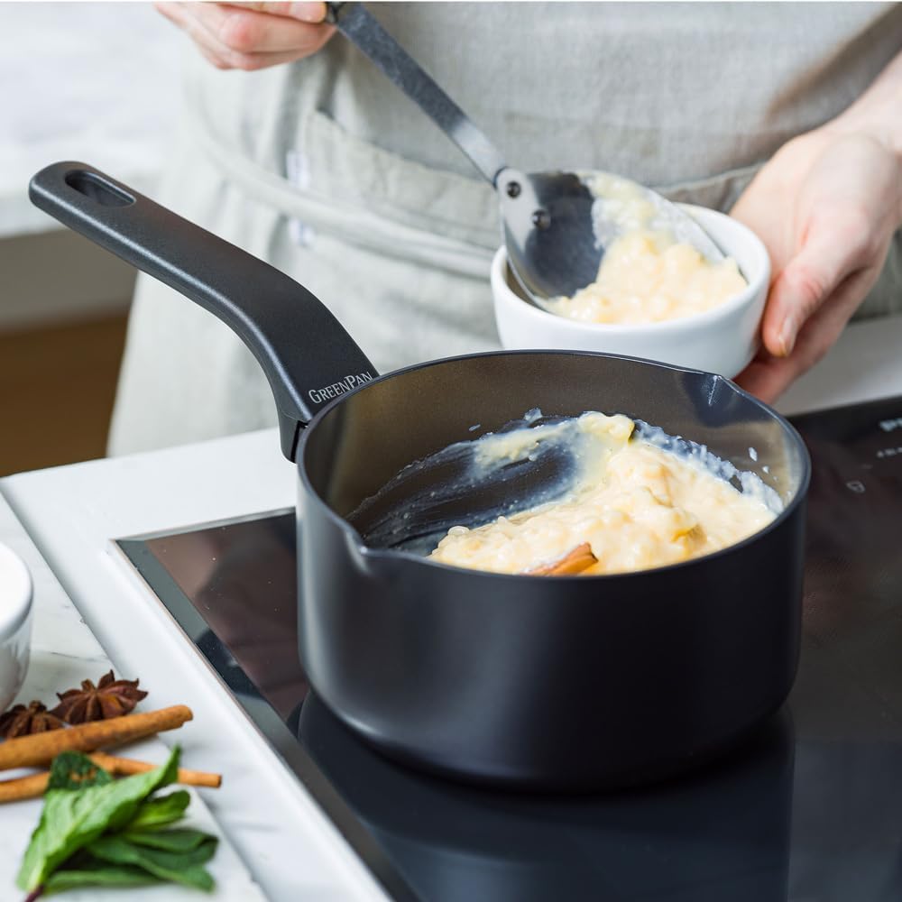 GreenPan Essence Stielkasserolle 16 cm 1,58 L, 2 Ausgiesser, Thermolon Keramik-Antihaftbeschichtung,