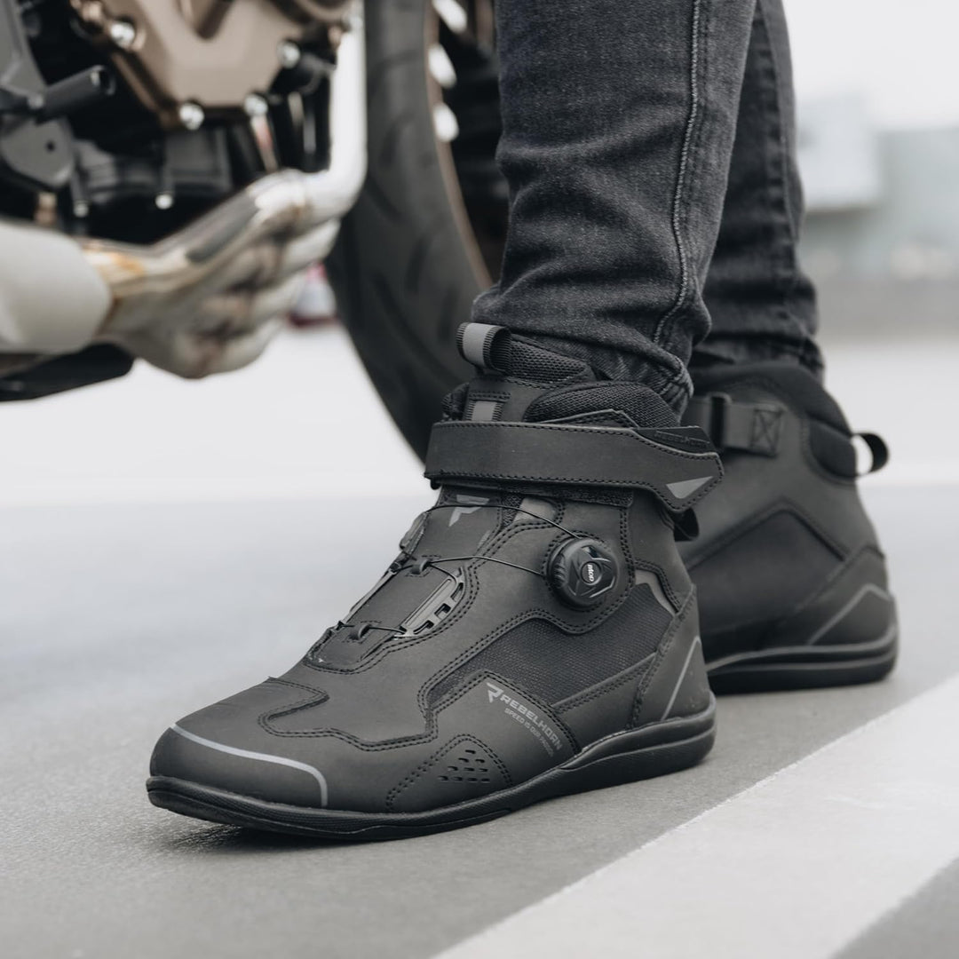 REBELHORN Spark II Motorradstiefel Damen und Herren | PU Leder | ATOP Schnell-Schnürsystem | Knöchel