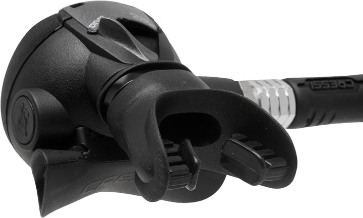 Cressi MC9/XS Compact Regulator - Atemregler zum Tauchen, erhältlich INT oder DIN Version, Unisex fü