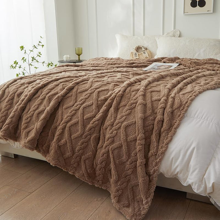 WONGS BEDDING Kuscheldecke 150x200 Wohndecke Lammdecke Flauschige Weiche Sofadecke Fleecedecke Couch