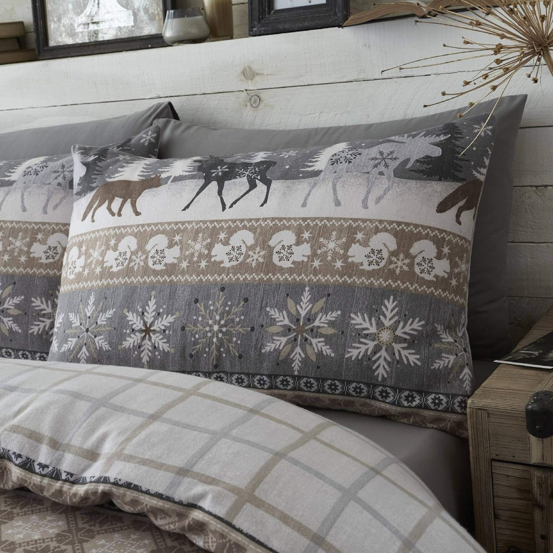 Happy Linen Company Bettwäsche-Set mit nordischem Motiv - warm & wendbar - 100% angeraute Baumwolle