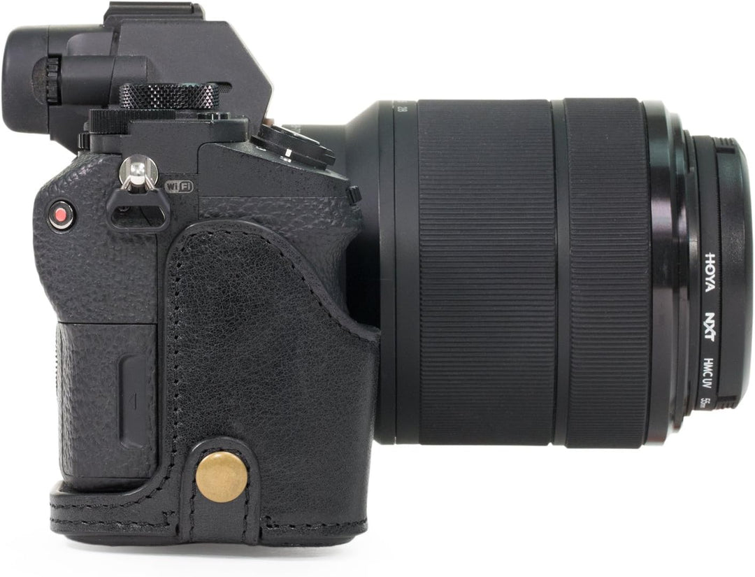 MegaGear Sony Alpha A7S II, A7R II, A7 II (28-70mm) Ever Ready Echtleder Kamera-Case mit Trageriemen