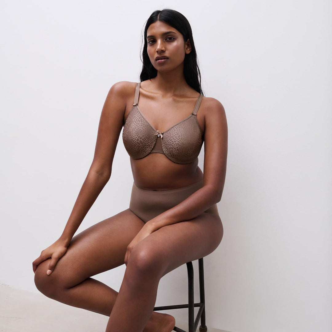 Chantelle C MAGNIFIQUE, Sehr Bedeckender Gemoldeter BH, Unnsichtbare Unterwäsche für Damen 75F Capuc