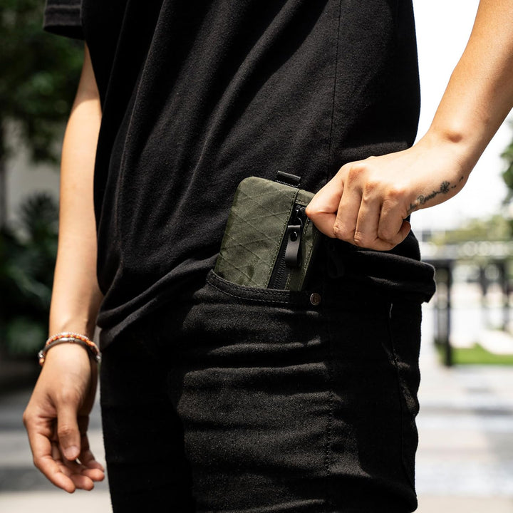ALPAKA Zip Pouch X-Pac - RFID-Blockierung Kleines Bargeld und Karten Zip Wallet mit Carbon Neutral,