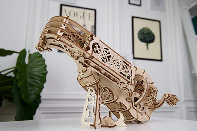 UGEARS Drehleier 3D-Holzpuzzle – Musikinstrument aus Holz, mechanischer Modellbausatz zum Bauen – DI