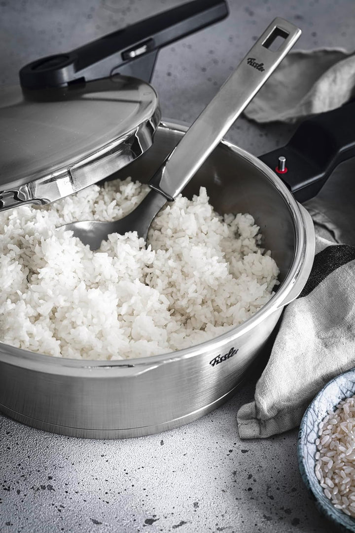 Fissler Vitaquick Premium/Schnellkochtopf (2,5 L, Ø 18 cm) m. Einsatz, Edelstahl-Dampfkochtopf, 2-Ga