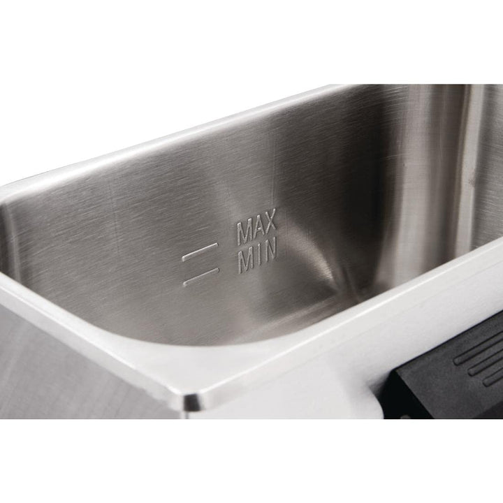Caterlite 2kW-Edelstahl-Einzelbehälter-Elektrofritteuse 3,5 Liter, inkl. Deckel, Temperaturbereich 1
