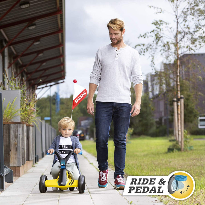 Berg GO² 2in1 Rutschauto Retro Rosa | Rutscher und Laufrad, Kinderrutscher, Kinderauto mit Ausklappb